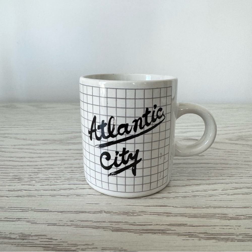 Vintage Retro Atlantic City Grid Pattern Espresso Mug